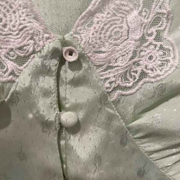 Sage green laced deep neck top - Picture 3 of 3